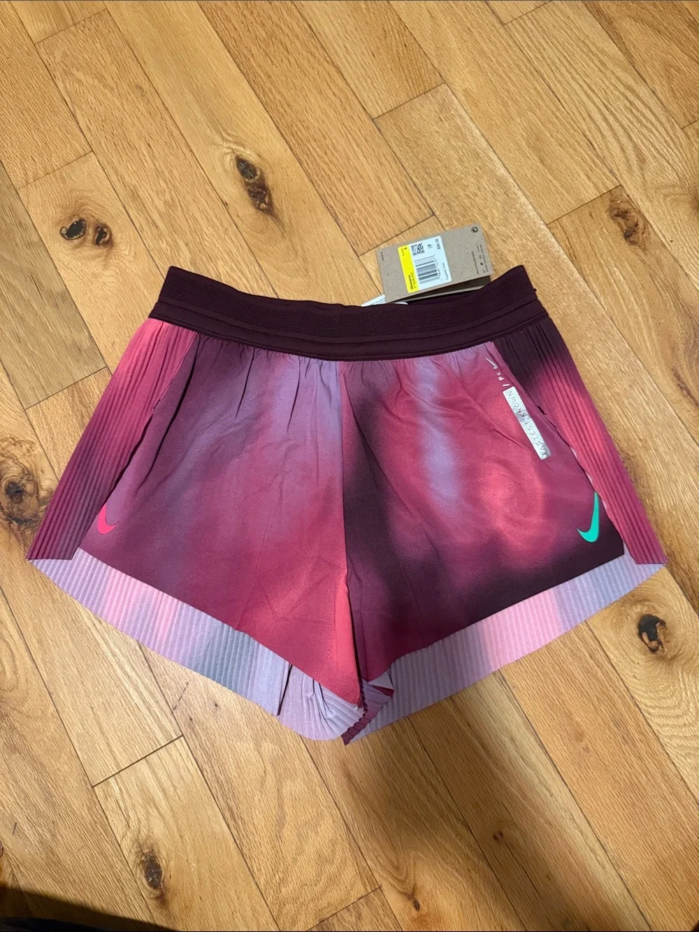 🏃‍♀️Nwt Nike Aeroswift Faith Kipyegon pleated running shorts size Small